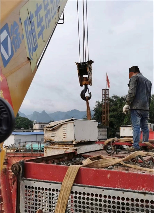 辽阳县大件吊装搬运设备常用的施工手势信号解答