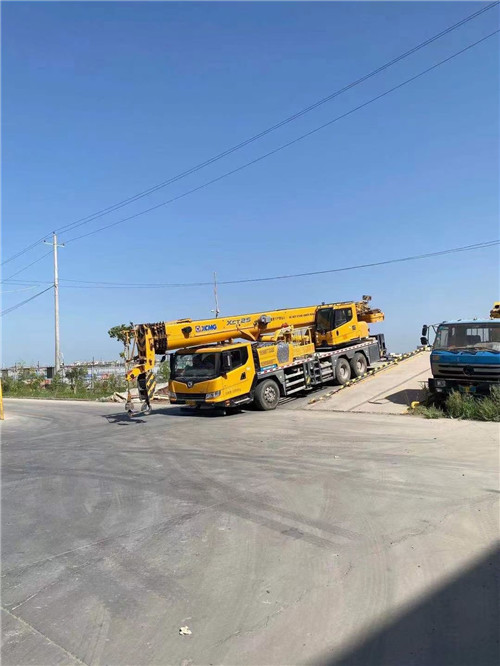 辽阳县吊车作业时，可能会产生哪些额外收费项目？